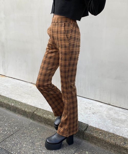 RASVOA（ラスボア）の「チェックカラーフレアパンツ（その他パンツ・レディース・ベージュ/ブラウン/グレー・FREE）」の3枚目の写真
