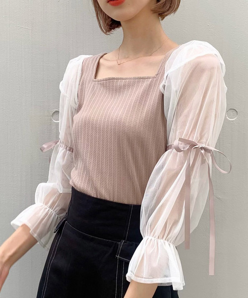 TITTY&CO.(ティティーアンドコー)の「ダブルパフチュールトップス(Tシャツ/カットソー・レディース・ブラック/ベージュ/ピンク・FREE)」の3枚目の写真