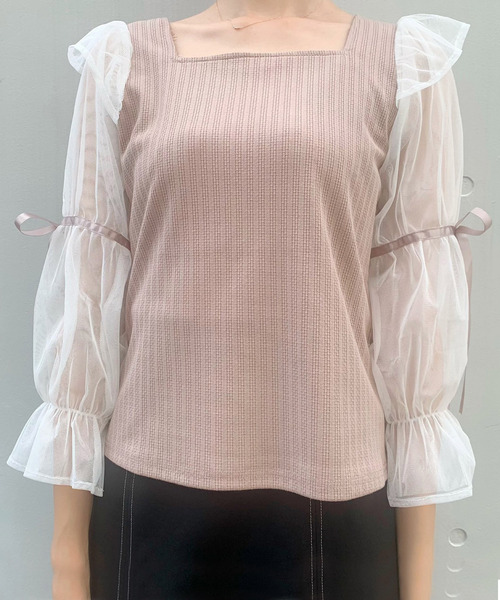 TITTY&CO.(ティティーアンドコー)の「ダブルパフチュールトップス(Tシャツ/カットソー・レディース・ブラック/ベージュ/ピンク・FREE)」の8枚目の写真