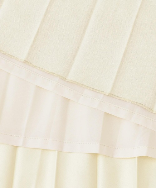 KBF（ケイビーエフ）の「スエードプリーツスカート（スカート・レディース・チャコールグレー/ブルー/アイボリー・ONE）」の21枚目の写真