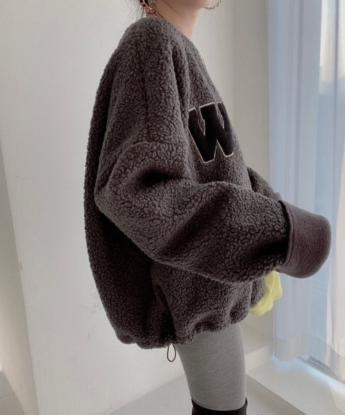 Diosfront（ディオスフロント）の「オーバーサイズロゴワッペンボアブラウス（シャツ/ブラウス・レディース・オフホワイト/モカ/ピンク・FREE）」の18枚目の写真