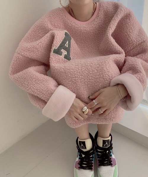 Diosfront（ディオスフロント）の「オーバーサイズロゴワッペンボアブラウス（シャツ/ブラウス・レディース・オフホワイト/モカ/ピンク・FREE）」の12枚目の写真