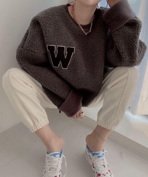 Diosfront（ディオスフロント）の「オーバーサイズロゴワッペンボアブラウス（シャツ/ブラウス・レディース・オフホワイト/モカ/ピンク・FREE）」の9枚目の写真