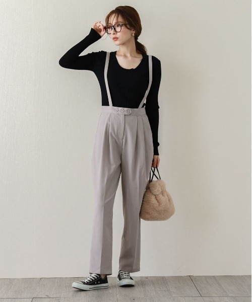 SUGAR BISKET（シュガービスケット）の「サスペンダー付きセンタープレステーパードパンツ（その他パンツ・レディース・ブラック/ダークグレー/ライトグレー/ブラウン・M/L）」の10枚目の写真