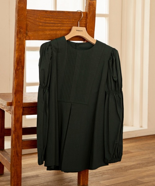 ReNorm（リノーム）の「ピンタックシャーリングスリーブブラウス（シャツ/ブラウス・レディース・グレイッシュベージュ/オフホワイト/グリーン・フリー）」の12枚目の写真