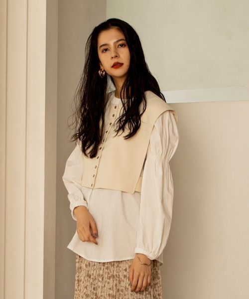 ReNorm（リノーム）の「ピンタックシャーリングスリーブブラウス（シャツ/ブラウス・レディース・グレイッシュベージュ/オフホワイト/グリーン・フリー）」の11枚目の写真