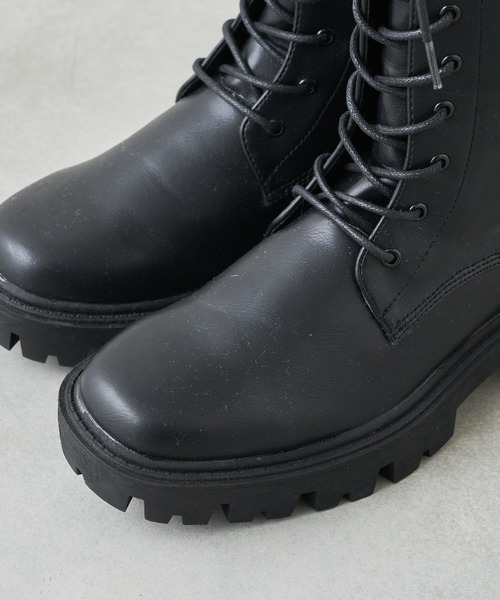 Chico（チコ）の「レースアップボリュームロングブーツ（ブーツ・レディース・ブラック/ライトベージュ・LARGE/SMALL/MEDIUM）」の12枚目の写真