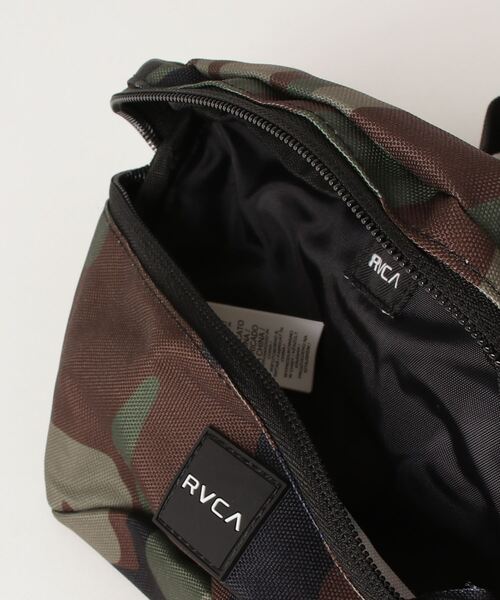 RVCA（ルーカ）の「RVCA メンズ  RVCA WAIST PACK II バッグ【2021年秋冬モデル】/ルーカボディバッグ・ウエストポーチ（ボディバッグ/ウエストポーチ・メンズ・カモフラージュ/ブラック×ホワイト/ブラック/マルチ・FREE）」の8枚目の写真