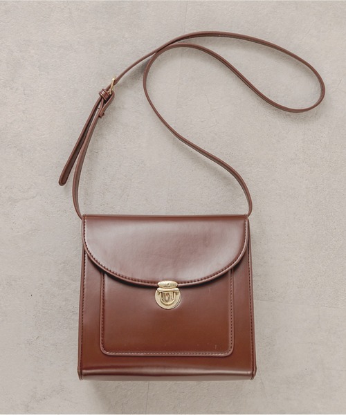 OLIVE des OLIVE（オリーブデオリーブ）の「ポケット付きショルダーバッグ（ショルダーバッグ・レディース・ベージュ/ダークブラウン/ダークベージュ・FREE）」の2枚目の写真