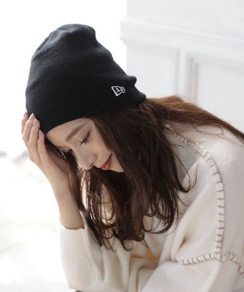NEW ERA（ニューエラ）の「【NEW ERA】ベーシック ビーニー [BSC]（ニットキャップ/ビーニー・メンズ・ベージュ/ホワイト×ブラック/ブラック×ゴールド/ブラック×ホワイト/チャコールグレー/セージグリーン/ネイビー×ホワイト/ライトグレー/クリーム/ブラック×シルバー/ホワイト系その他/ブラック系その他2/ブラウン系その他・F）」の17枚目の写真