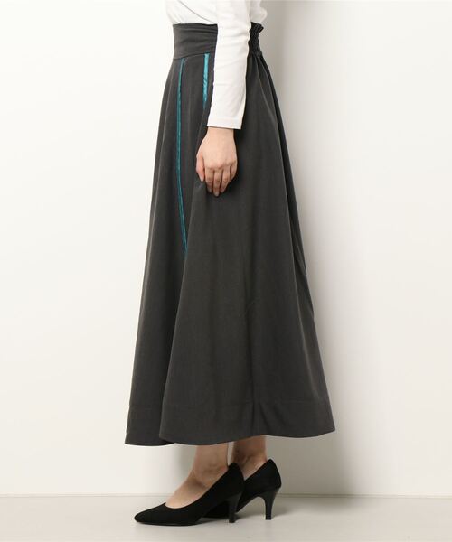 PAGEBOY（ページボーイ）の「CORE / ドレスラインワイドスカート（スカート・レディース・チャコールグレー/ブラック・FREE）」の11枚目の写真