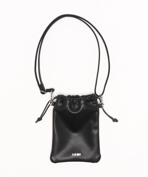 COLONY 2139（コロニートゥーワンスリーナイン）の「【新色追加】フェイクレザー巾着ショルダーバッグ（ショルダーバッグ・メンズ・ホワイト/ブラック/レッド/ピンク/シルバー/イエロー/ブルー/グリーン・FREE）」の15枚目の写真