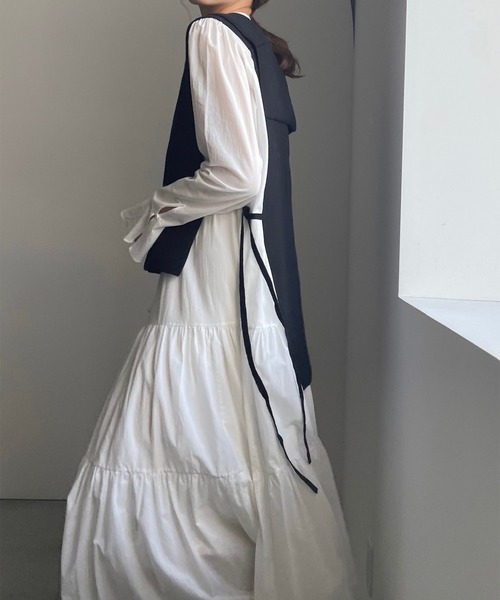 COLLARKNITVESTWITHDRESS