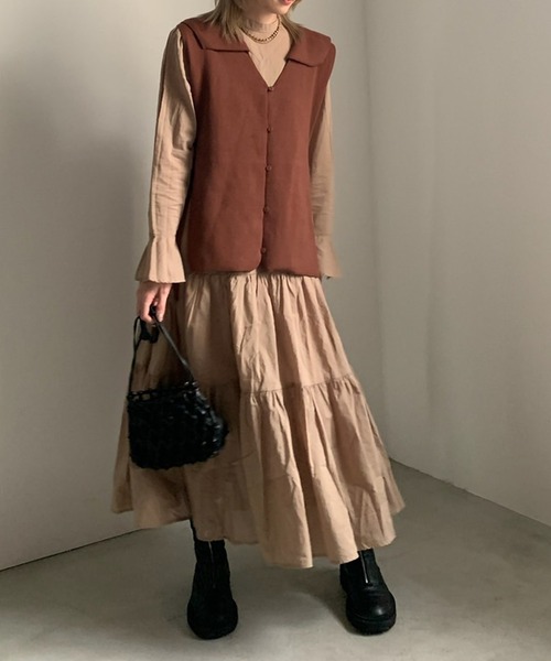 COLLARKNITVESTWITHDRESS