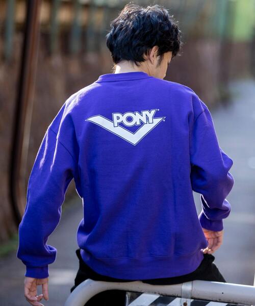 PONY(ポニー)の「PONY別注ロゴ裏起毛クルーネックスウェット(スウェット・メンズ・パープル/ホワイト・X-LARGE/SMALL/LARGE/MEDIUM)」の16枚目の写真