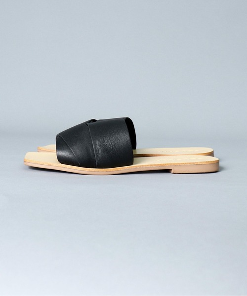 SOL SANA(ソルサナ)の「【 SOLSANA / ソルサナ 】 Penny Slide Flat Sandals / ペニー スライド フラット サンダル(サンダル・レディース・ブラック/ベージュ・38/36/37)」の21枚目の写真