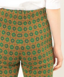CABaN モノトーンフラワープリント フレアパンツ （その他パンツ
