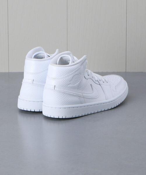 H　BEAUTY&YOUTH UNITED ARROWS（エイチビューティーアンドユースユナイテッドアローズ）の「＜NIKE＞WOMEN'S AIR JORDAN1 MID/スニーカー.（スニーカー・レディース・ホワイト・24.5cm/24cm/25.5cm/23.5cm/25cm/23cm）」の5枚目の写真