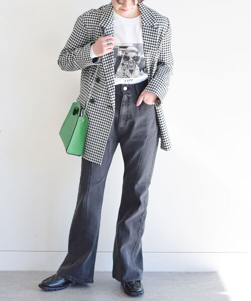 Ray BEAMS（レイビームス）の「Ray BEAMS / カーブ ステッチ ブラック デニム パンツ（デニムパンツ・レディース・ブラック・1/0）」の4枚目の写真