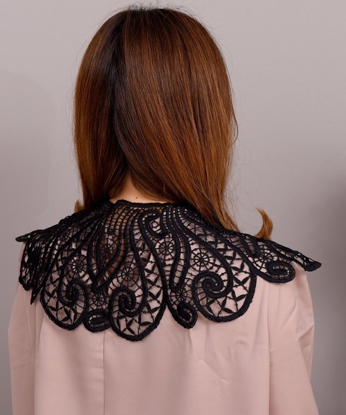 DAY CLOSET（デイ クローゼット）の「レディース バタフライライクビッグカラー付け襟（付け襟・レディース・ホワイト/ブラック・ONE SIZE）」の4枚目の写真
