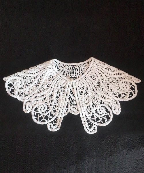 DAY CLOSET（デイ クローゼット）の「レディース バタフライライクビッグカラー付け襟（付け襟・レディース・ホワイト/ブラック・ONE SIZE）」の8枚目の写真