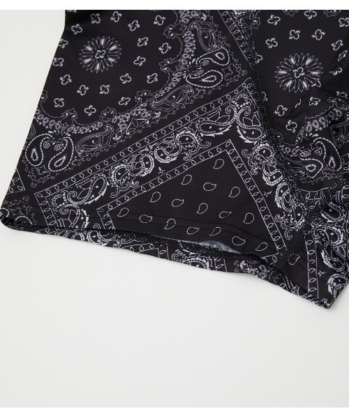 AZUL by moussy(アズールバイマウジー)の「BANDANA PATTERN BOXER SHORTS/バンダナパターンボクサーショーツ(バンダナ/スカーフ・メンズ・ブルー系その他3/ブラック系その他・MEDIUM/SMALL/LARGE/X-LARGE)」の6枚目の写真