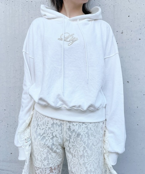 lilLilly(リルリリー)の「エンブロイダリーパーカー(パーカー・レディース・ホワイト/ブラック/ピンク/ミント・FREE)」の2枚目の写真