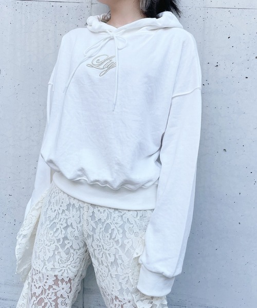 lilLilly(リルリリー)の「エンブロイダリーパーカー(パーカー・レディース・ホワイト/ブラック/ピンク/ミント・FREE)」の5枚目の写真