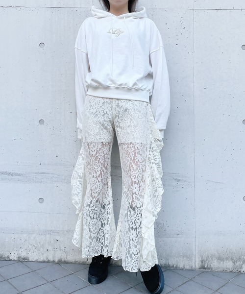 lilLilly(リルリリー)の「エンブロイダリーパーカー(パーカー・レディース・ホワイト/ブラック/ピンク/ミント・FREE)」の7枚目の写真