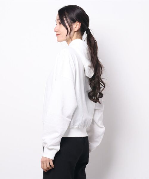 lilLilly(リルリリー)の「エンブロイダリーパーカー(パーカー・レディース・ホワイト/ブラック/ピンク/ミント・FREE)」の19枚目の写真