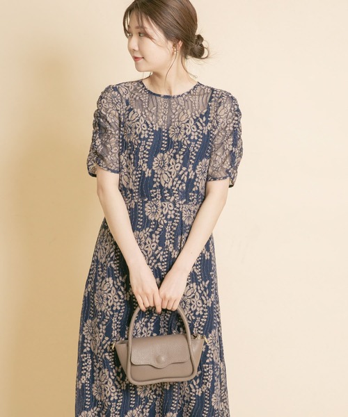 URBAN RESEARCH ROSSO(アーバンリサーチロッソ)の「kaene 配色レースエプロンワンピース(ワンピース・レディース・ネイビー/グレー系その他/ベージュ系その他・38)」の11枚目の写真
