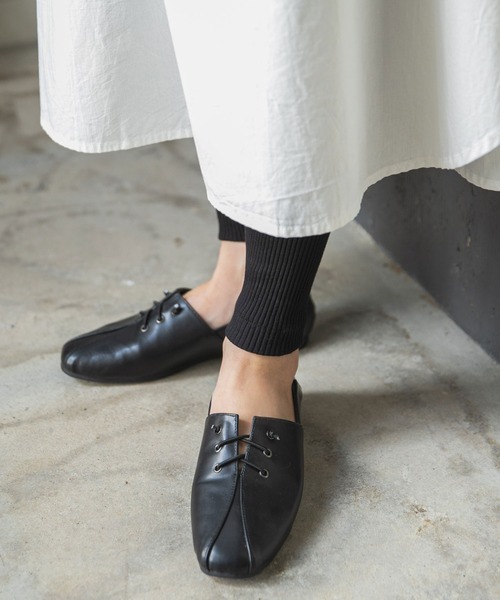 rectangle(レクタングル)の「レースアップバブーシュパンプス(パンプス・レディース・ブラック/アイボリー・23.5cm/24.5cm/23.0cm/24.0cm)」の3枚目の写真