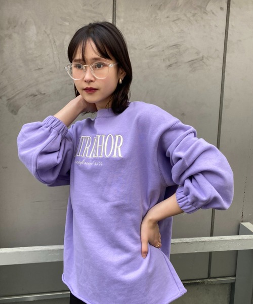 one after another NICE CLAUP（ワンアフターアナザーナイスクラップ）の「BIGロゴ刺しゅうスウェット（スウェット・レディース・グレー/オフホワイト/ラベンダー/オートミール・FREE）」の10枚目の写真