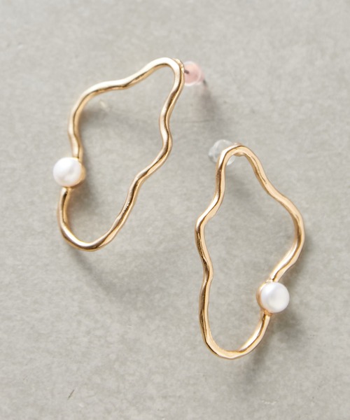 Chico（チコ）の「ニュアンスミニパールピアス（ピアス（両耳用）・レディース・シルバー/ゴールド・FREE）」の3枚目の写真