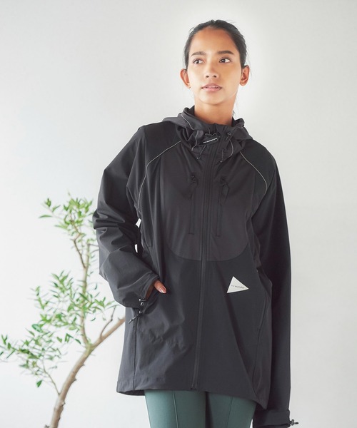 and wander（アンドワンダー）の「and wander　トレックジャケット2 5742121043（ナイロンジャケット・メンズ・ブラック/ホワイト・3）」の16枚目の写真