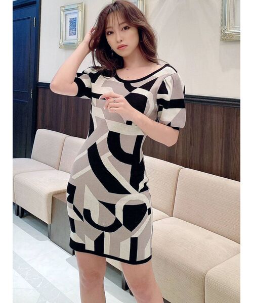 RESEXXY（リゼクシー）の「ニュアンスパターンニットワンピース（ワンピース・レディース・ブラック/ベージュ/ピンク/ブルー・FREE）」の2枚目の写真