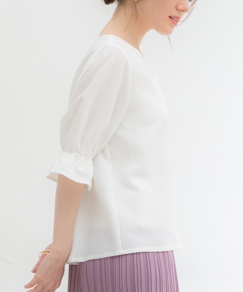 Honeys(ハニーズ)の「Vネックブラウス(シャツ/ブラウス・レディース・ホワイト/ブラック/ホワイト×ブラック/ホワイト系その他/ホワイト系その他2・LL/S/M/L)」の15枚目の写真