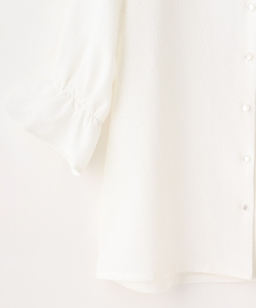 Honeys(ハニーズ)の「Vネックブラウス(シャツ/ブラウス・レディース・ホワイト/ブラック/ホワイト×ブラック/ホワイト系その他/ホワイト系その他2・LL/S/M/L)」の11枚目の写真