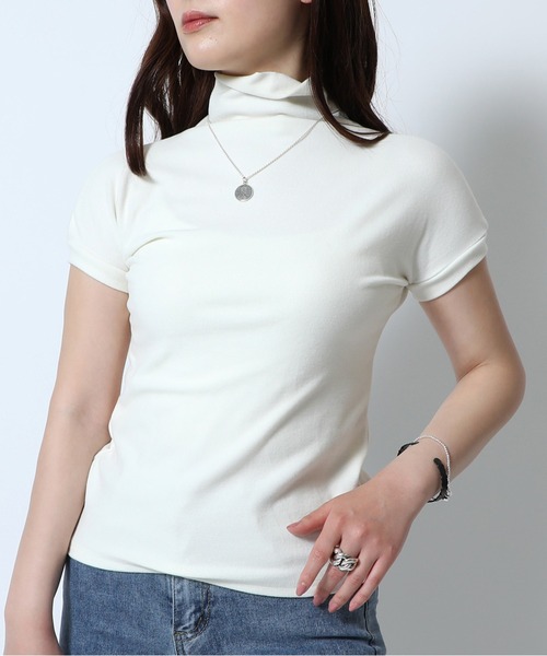 MAISON BREEZE（メゾンブリーズ）の「【MAISON BREEZE】ショートスリーブハイネックカットソー SCCH83（Tシャツ/カットソー・レディース・ホワイト/ブラック/グレー/アイボリー・4/3）」の2枚目の写真