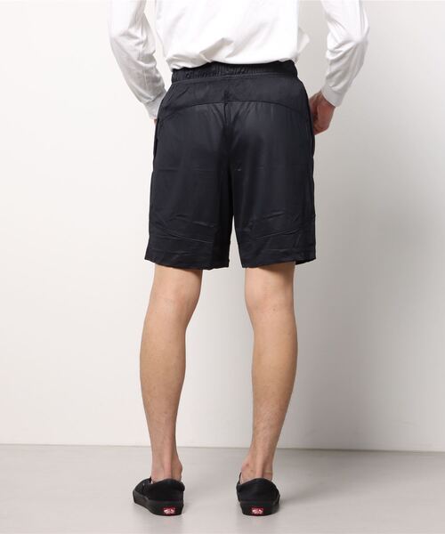 UNDER ARMOUR（アンダーアーマー）の「アンダーアーマー  UA Iso-chill Short（その他パンツ・メンズ・ブラック/ネイビー・3L/S/L/M/LL）」の4枚目の写真