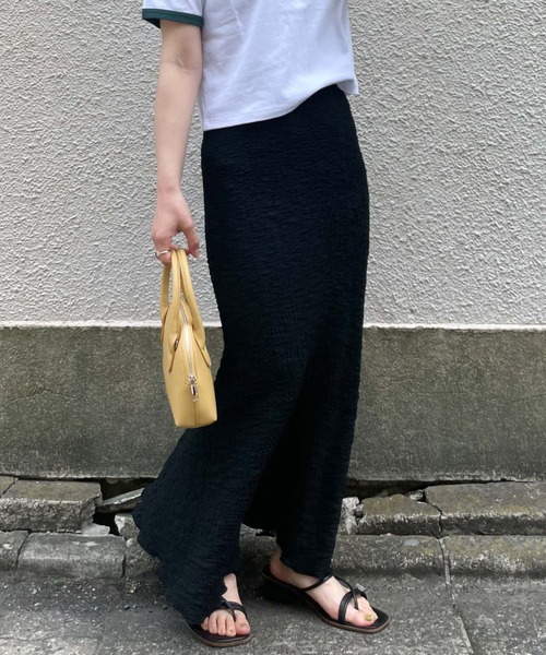 archives（アルシーヴ）の「クラッシュジャガードタイトマーメイドスカート（スカート・レディース・ブラック/イエロー/ブルー/アイボリー・MEDIUM）」の5枚目の写真