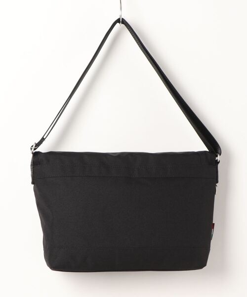 Bianchi（ビアンキ）の「Bianchi ビアンキ メッセンジャーバッグ LBRY-02（ショルダーバッグ・メンズ・ネイビー/ブラック/レッド・ONE SIZE）」の4枚目の写真