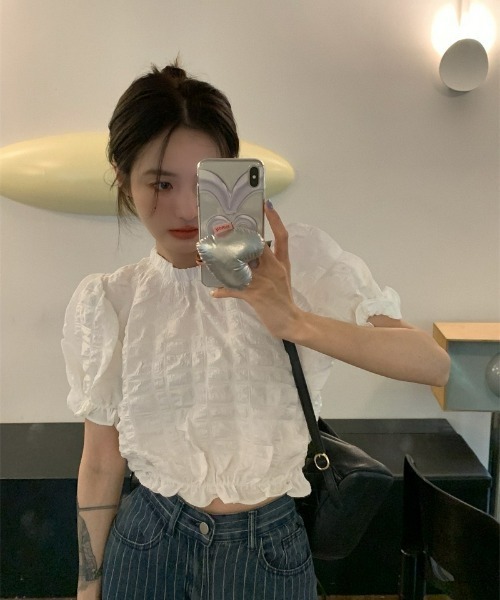 LAC-VERT（ラック・ヴェール）の「シフォンフリルパフスリーブクロップドトップス（シャツ/ブラウス・レディース・ホワイト/ブラック・FREE）」の3枚目の写真