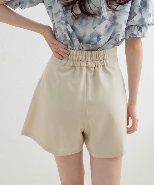 OLIVE des OLIVE(オリーブデオリーブ)の「ボックスプリーツショートパンツ(その他パンツ・レディース・キャメル/ブラック/アイボリー・FREE)」の9枚目の写真