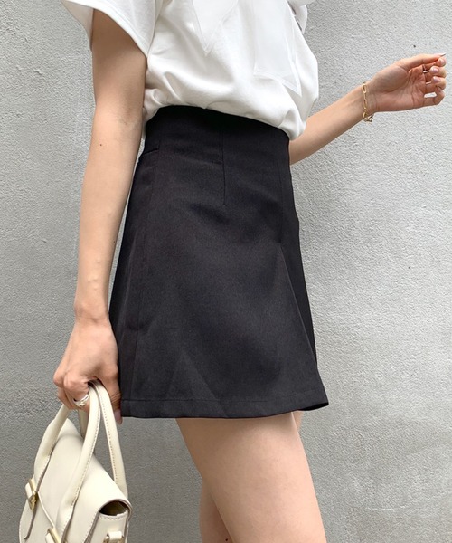 OLIVE des OLIVE(オリーブデオリーブ)の「ボックスプリーツショートパンツ(その他パンツ・レディース・キャメル/ブラック/アイボリー・FREE)」の14枚目の写真