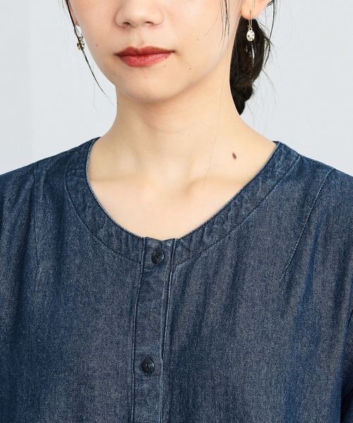 SOMETHING(サムシング)の「SOMETHING フリルブラウスワンピース(シャツワンピース・レディース・ブルー・FREE)」の3枚目の写真