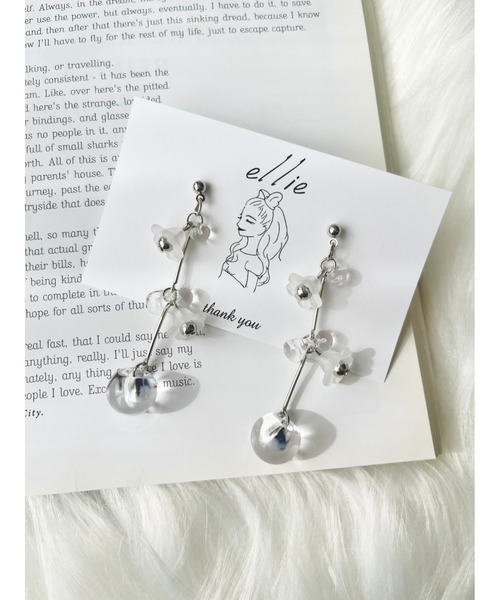 tone(トーン)の「【ellie】flower dropピアス(MA)(ピアス(両耳用)・レディース・クリア・FREE)」の3枚目の写真