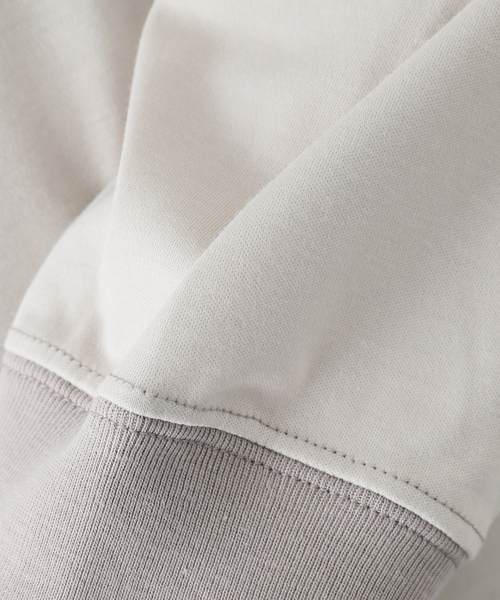 EDIFICE LA BOUCLE（エディフィスラブークル）の「【LA BOUCLE / ラブークル】アルビニスタスムース クルーネック 長袖Tシャツ（Tシャツ/カットソー・メンズ・ブラウン/レッド/グリーン/アイボリー・1/2）」の10枚目の写真