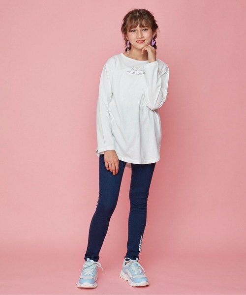 JENNI love（ジェニィラブ）の「ラウンドヘムスリットロング丈ロンT（Tシャツ/カットソー・キッズ・オフホワイト/グレー/ミント・130cm/150cm/140cm/160cm）」の4枚目の写真