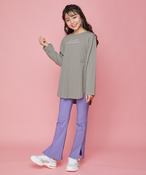 JENNI love（ジェニィラブ）の「ラウンドヘムスリットロング丈ロンT（Tシャツ/カットソー・キッズ・オフホワイト/グレー/ミント・130cm/150cm/140cm/160cm）」の9枚目の写真